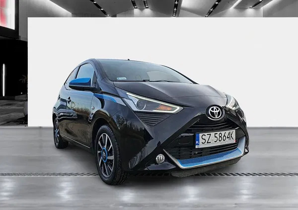 darłowo Toyota Aygo cena 39900 przebieg: 89000, rok produkcji 2018 z Darłowo